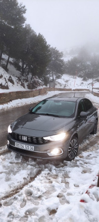 voitures-fiat-tipo-sedan-2023-life-bordj-bou-arreridj-algerie