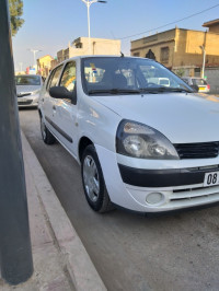 voitures-renault-clio-classique-2005-les-eucalyptus-alger-algerie