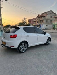 سيارات-seat-ibiza-2015-تيسمسيلت-الجزائر