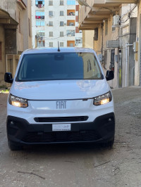 voitures-fiat-doblo-2024-skikda-algerie