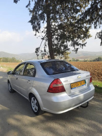 voitures-chevrolet-aveo-5-portes-2010-draa-el-mizan-tizi-ouzou-algerie