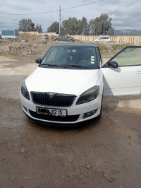 voitures-skoda-fabia-2012-monte-carlo-tizi-ouzou-algerie