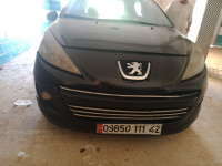 voitures-peugeot-207-2011-ain-defla-algerie