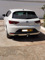 voitures-seat-leon-2014-fr-tlemcen-algerie