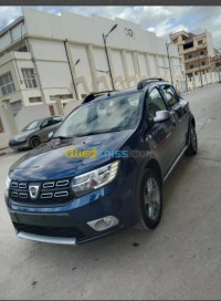 voitures-dacia-sandero-2017-stepway-oran-algerie