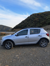 voitures-dacia-sandero-2017-stepway-bordj-bou-naama-tissemsilt-algerie