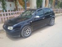 moyenne-berline-volkswagen-golf-4-2002-tiaret-algerie