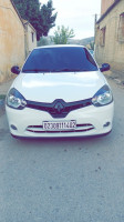 voitures-renault-clio-campus-2014-abou-el-hassan-chlef-algerie