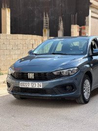 voitures-fiat-tipo-sedan-2023-city-ain-hessania-guelma-algerie