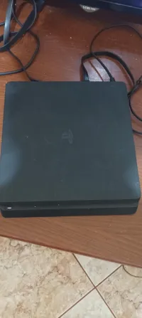 Ps4 slim 1T