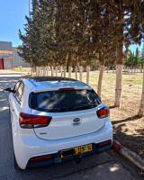 voitures-kia-rio-5-portes-2019-tiaret-algerie