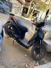 motos-et-scooters-s-sym-medea-algerie