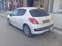 voitures-peugeot-207-2012-bordj-bou-arreridj-algerie