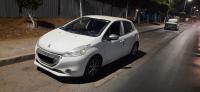 سيارة-صغيرة-peugeot-208-2013-allure-باب-الزوار-الجزائر