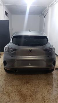 voitures-renault-clio-5-2024-evolution-phase-2-mezghrane-mostaganem-algerie