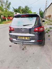 Volkswagen Tiguan 2011 R-Line thumbnail 3