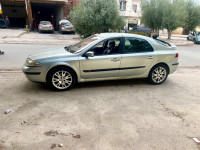 voitures-renault-laguna-1-2001-algerie