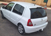 voitures-renault-clio-campus-2015-setif-algerie