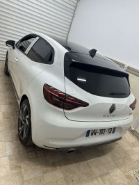 voitures-renault-clio-5-2023-rs-line-mostaganem-algerie