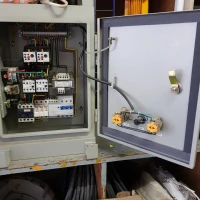 Armoire Monte Charge