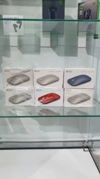 Souris microsoft  surface mobile