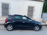 voitures-volkswagen-polo-2013-black-et-silver-guelma-algerie