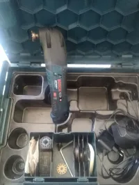 Découpeuse et ponceuse a batterie bosch gop 10 li