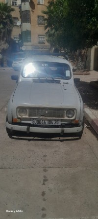 voitures-renault-4-1984-berrouaghia-medea-algerie