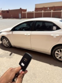 سيارات-toyota-corolla-2014-أدرار-الجزائر