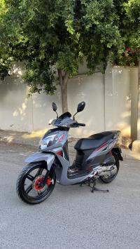 دراجات-نارية-وسكوترات-sym-symphony-sr-2025-تيزي-وزو-الجزائر