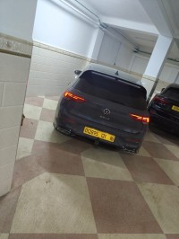 سيارات-volkswagen-golf-8-2021-r-line-بئر-توتة-الجزائر