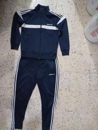 sur-vetements-survetement-adidas-bir-mourad-rais-alger-algerie