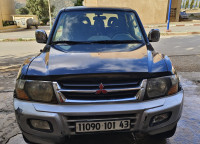 voitures-mitsubishi-pajero-court-2001-rouached-mila-algerie