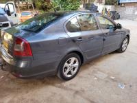 سيارات-skoda-octavia-2012-ambiente-المحمدية-الجزائر