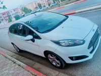 voitures-ford-fiesta-2016-trend-look-bouira-algerie