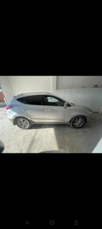 voitures-hyundai-tucson-2012-zeghaia-mila-algerie