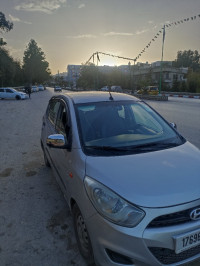 voitures-hyundai-i10-2015-mila-algerie