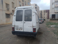 voitures-renault-trafic-1997-bouira-algerie