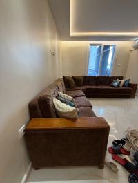 الأرائك-و-الكنب-salle-a-manger-complete-salon-vendre-je-mets-en-vente-un-ensemble-de-mobilier-bois-hetre-massif-tres-bonne-qualite-et-robuste-بوينان-البليدة-الجزائر