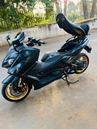 دراجات-نارية-وسكوترات-yamaha-tmax-2022-بئر-مراد-رايس-الجزائر