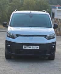 السيارات-النفعية-fiat-doblo-2023-المدية-الجزائر