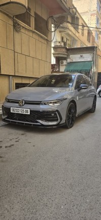 سيارات-volkswagen-golf-8-2025-r-line-بجاية-الجزائر