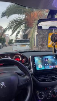 سيارات-peugeot-208-2013-active-بئر-الجير-وهران-الجزائر