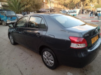 voitures-toyota-yaris-2007-miliana-ain-defla-algerie