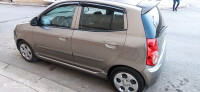 voitures-kia-picanto-2009-style-bouira-algerie