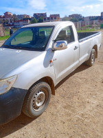 voitures-toyota-hilux-2015-boumedfaa-ain-defla-algerie