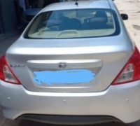 voitures-nissan-sunny-2013-annaba-algerie