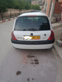 voitures-renault-clio-2-2001-extreme-bordj-sabat-guelma-algerie