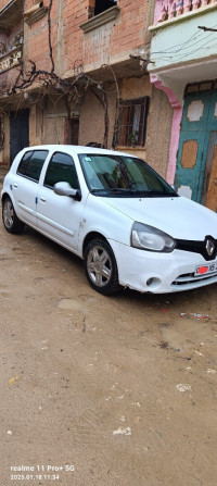 voitures-renault-clio-campus-2015-mascara-algerie