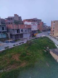 شقة-بيع-3-غرف-المدية-الجزائر